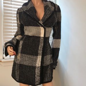 Plaid Guess Jacket; NWT; Size Large